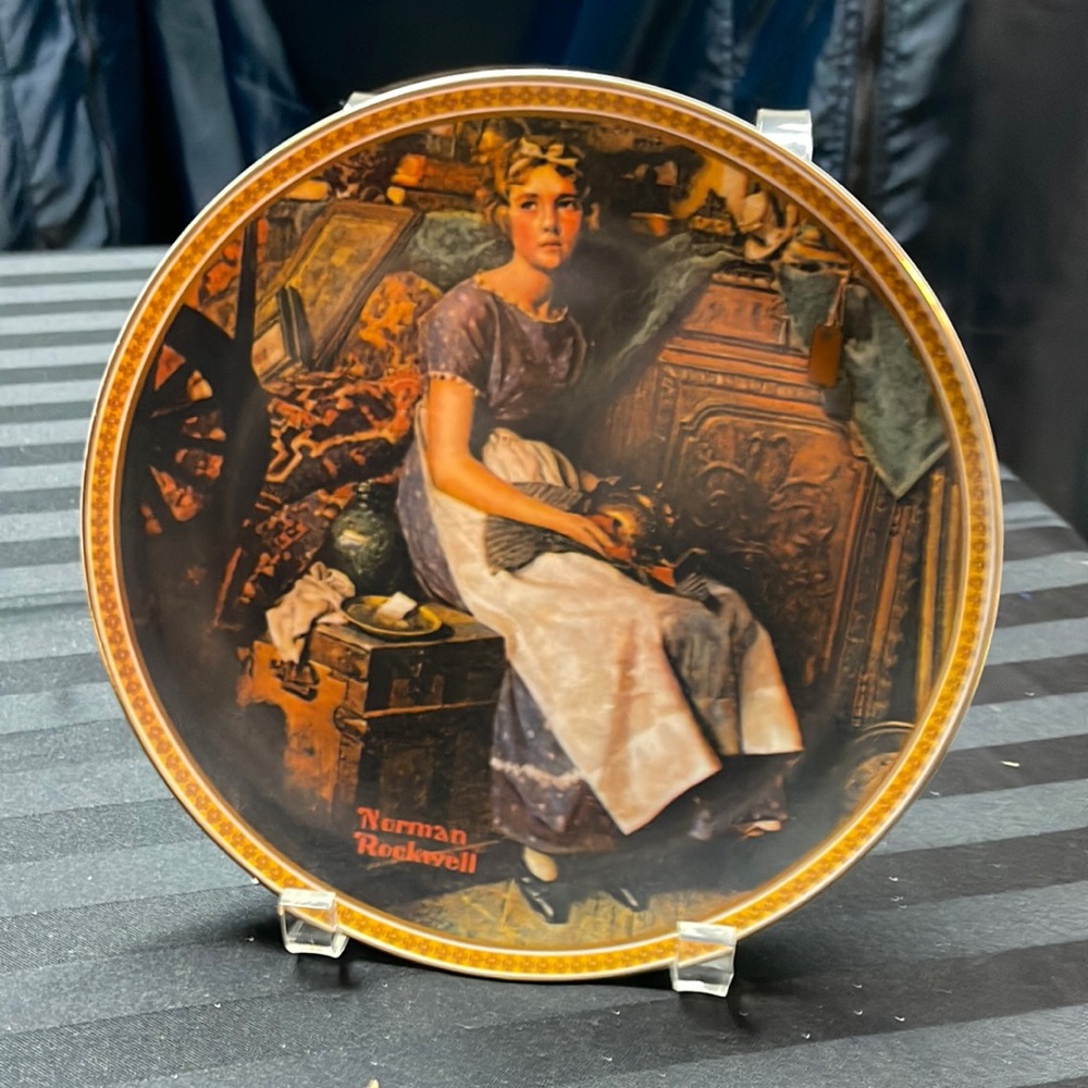 Norman Rockwell "Dreaming in the Attic" Plate #19431V